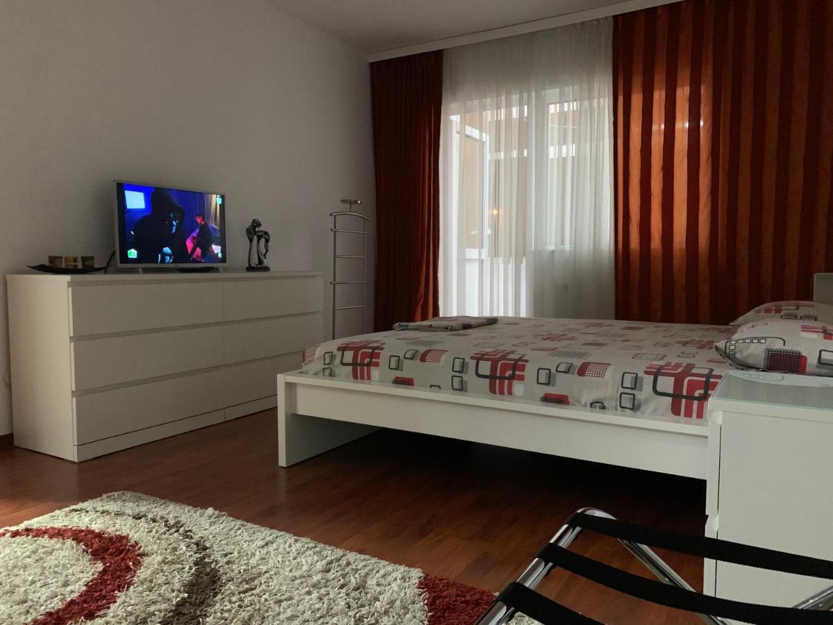 Ana Center Apartment Galaţi Екстериор снимка